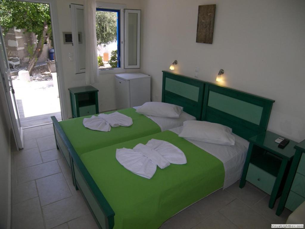 Best Hostels in Paros, Greece